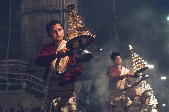 Every evening on the ghats in varanasi, the Ganga Aarti ceremony is performed, offering prayers and light to the Goddess Ganga - Leo Smith Photo VIdeo